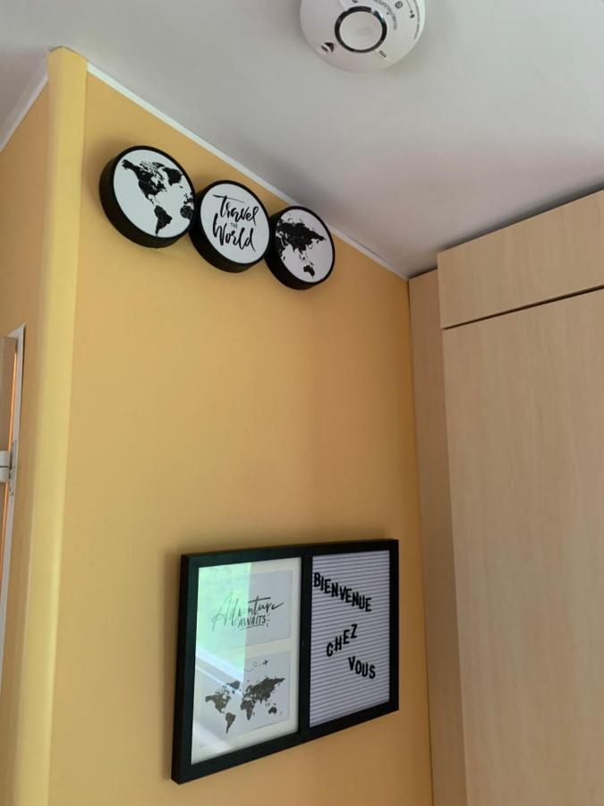 Les Mobil Homes D'Oliver Rob Saint-Cheron Bagian luar foto